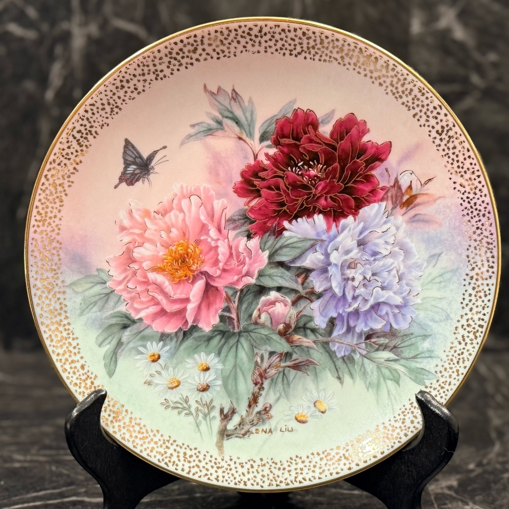 W.L. George “Peony Prelude” Collector Plate